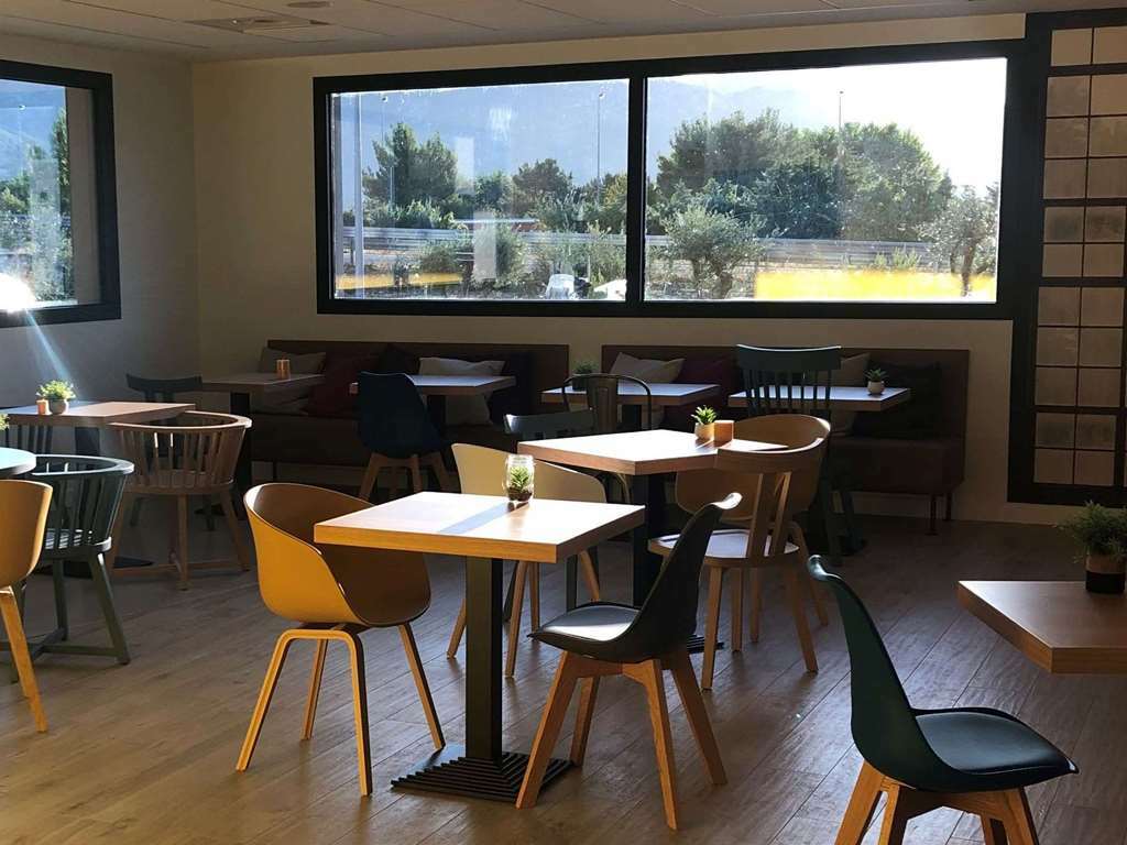 Campanile Marseille Est - Aubagne Ξενοδοχείο Εστιατόριο φωτογραφία